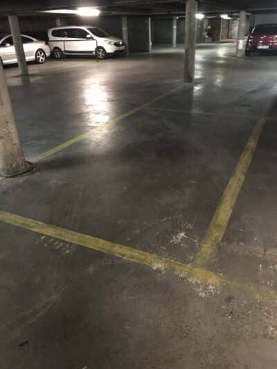 Emplacement de parking dans résidence à Nanterre