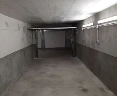 La garde : Loue garage double de 25m²