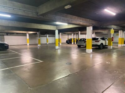 Villejuif : lot de 9 places de parking